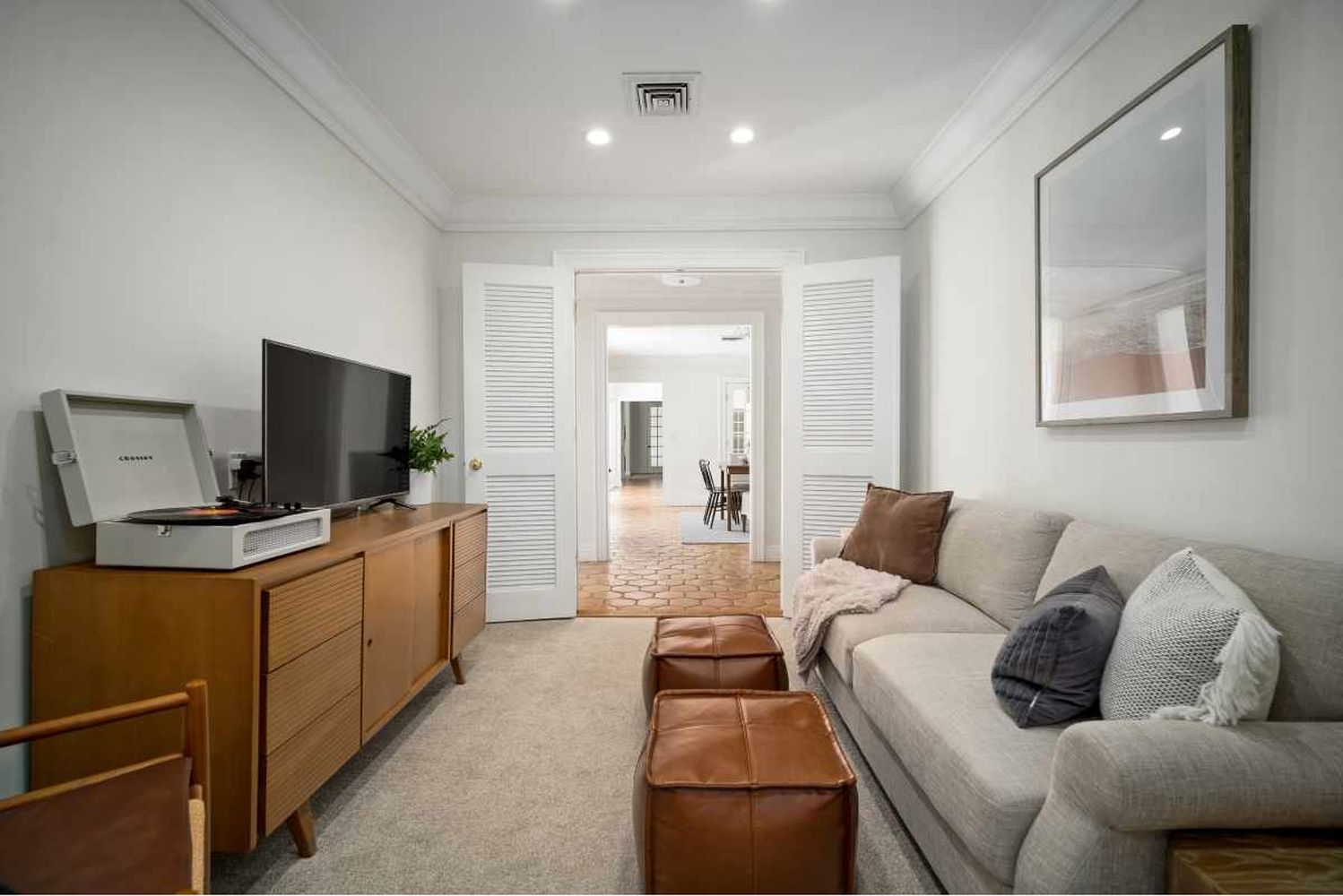 427 Woodland Dr-03511