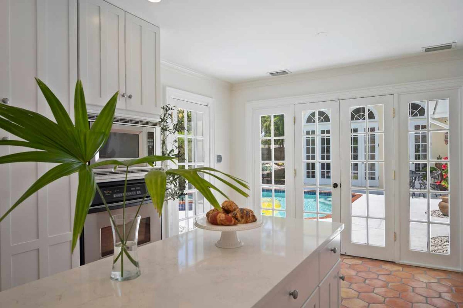 427 Woodland Dr-03613