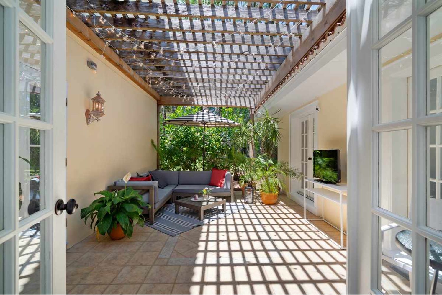 427 Woodland Dr-03662