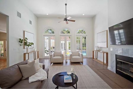 427 Woodland Dr-03675