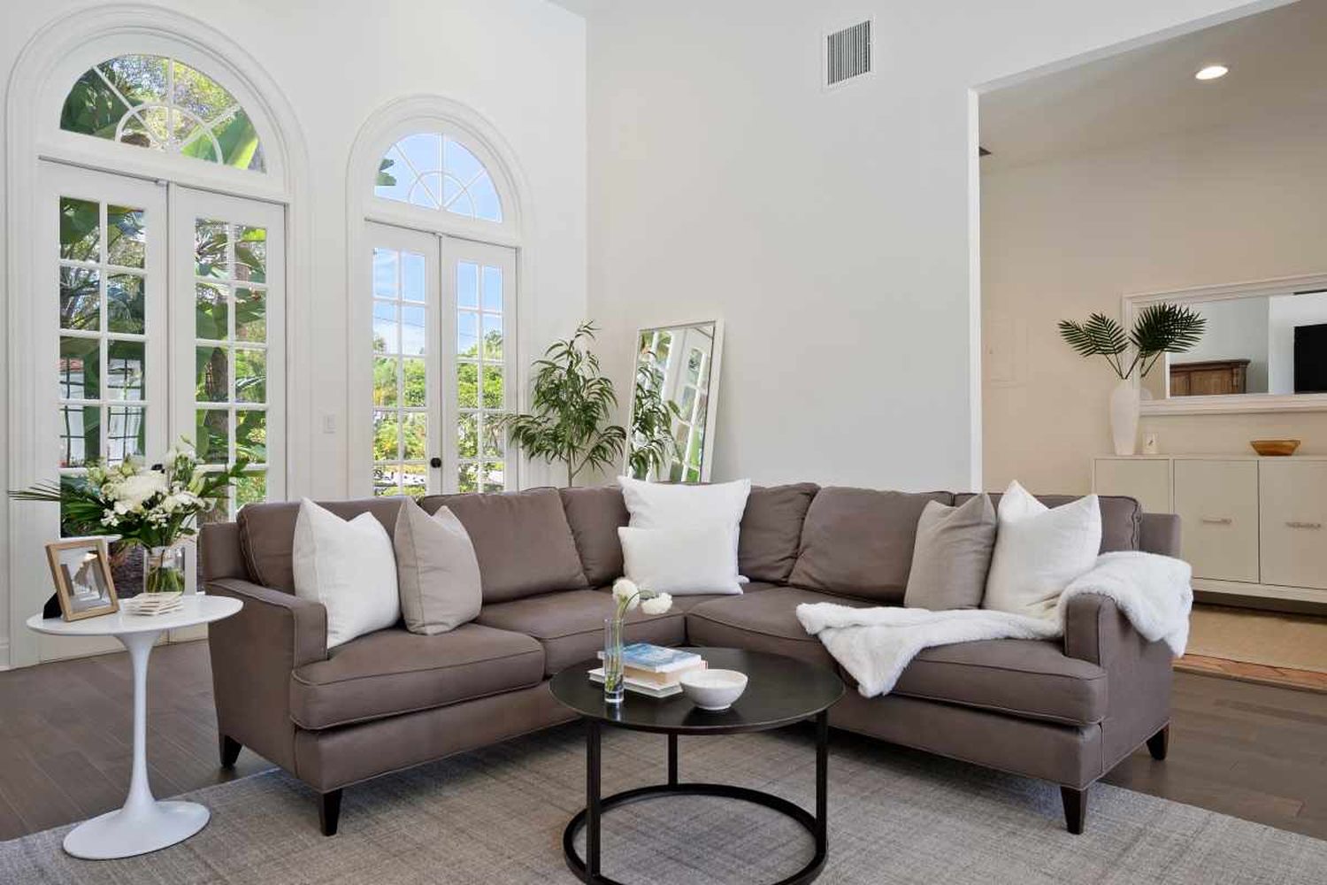 427 Woodland Dr-03721