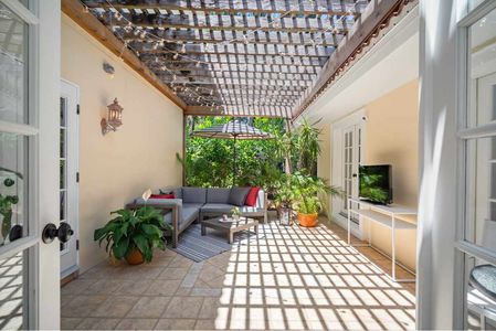 427 Woodland Dr-03734