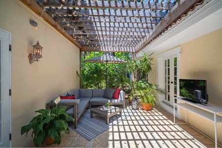 427 Woodland Dr-03743