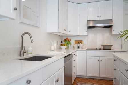 427 Woodland Dr-03809