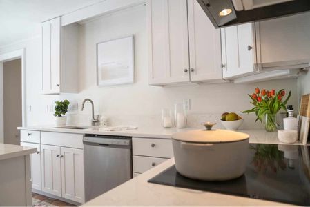 427 Woodland Dr-03810