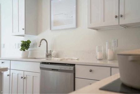 427 Woodland Dr-03811