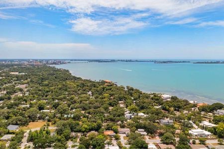 427 Woodland Dr-0535