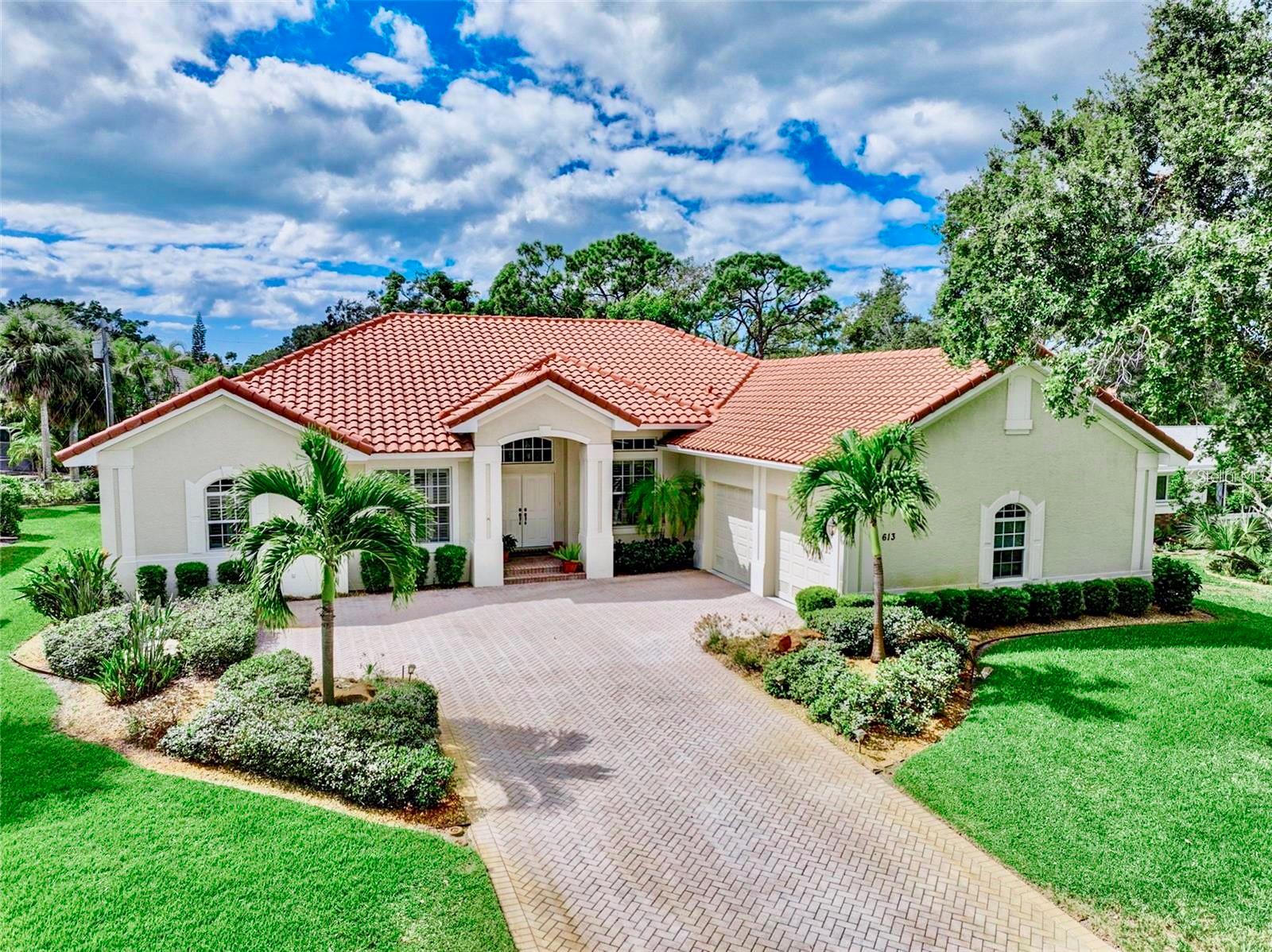 Zachos Realty and Design Group - 613 Madrid