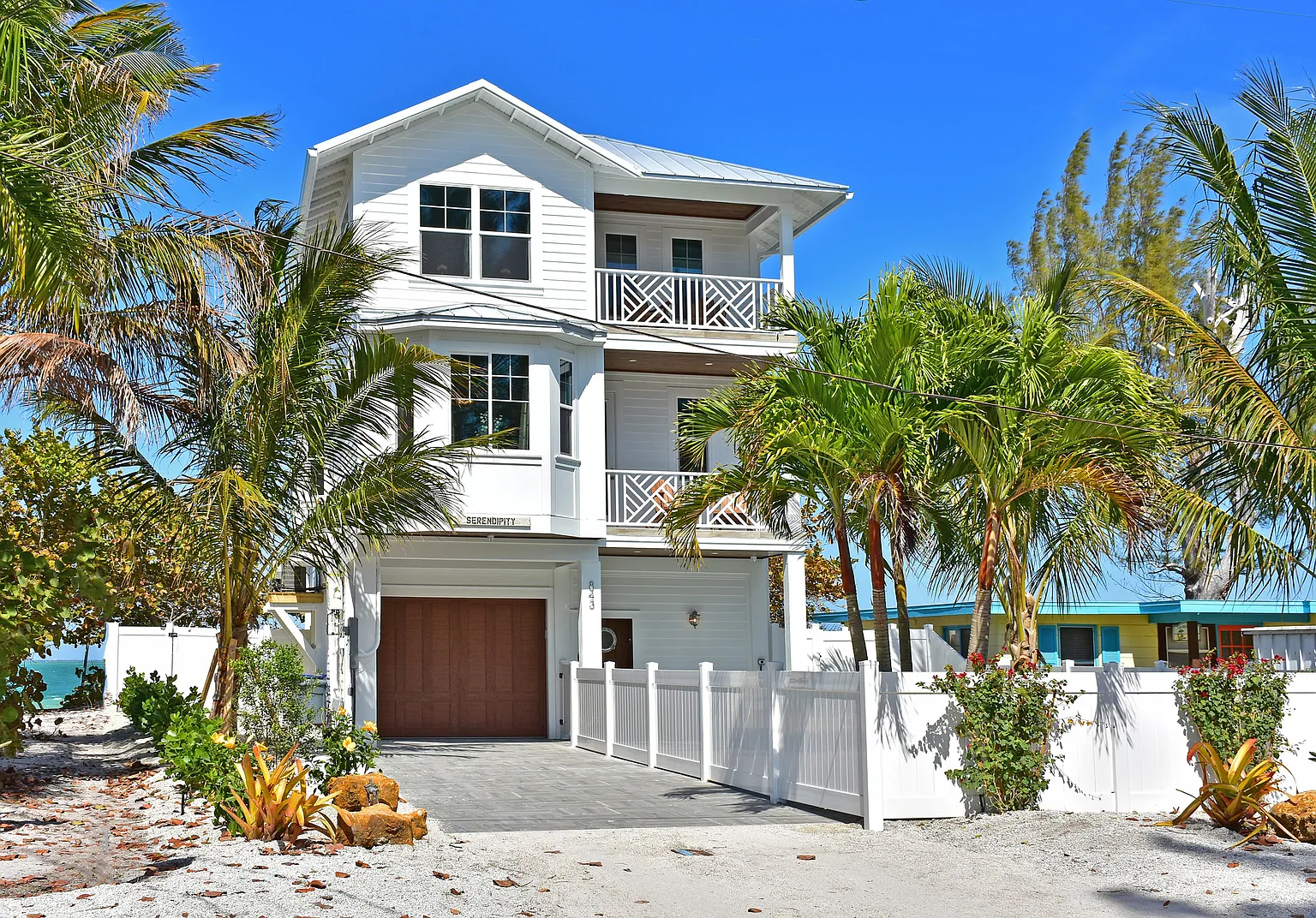 Zachos Realty and Design Group - 843 N Shore Drive