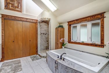 26-99-Lakeview-Park-26