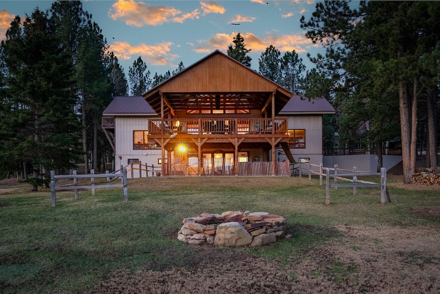 99 LakeView Park Drive Angel Fire NM 87710 Deck