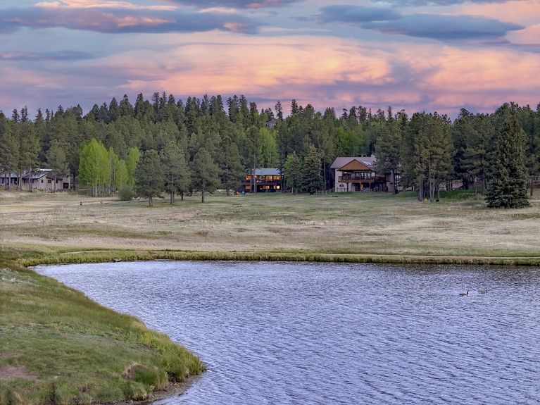 101 Lakeview Park Dr, Angel Fire, New Mexico