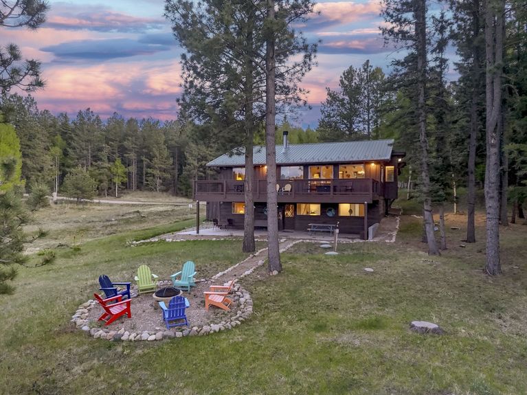 101 Lakeview Park Dr, Angel Fire, New Mexico