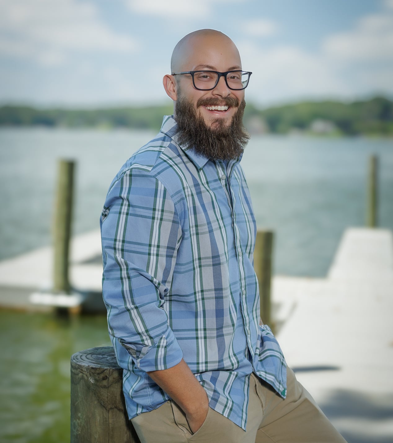 Headshots_web_05 copy