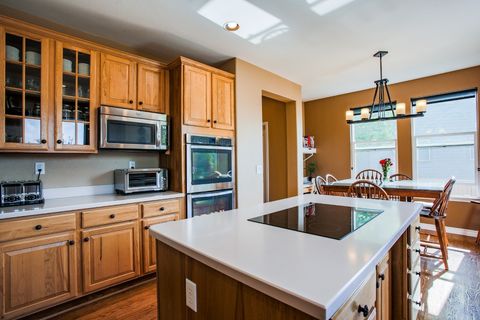 4924 Huntwick Pl HR CO_Extra-11