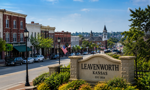 Guide to moving to Leavenworth, KS