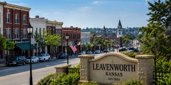 Guide to moving to Leavenworth, KS