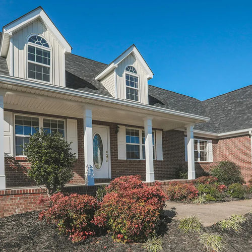 2233 Peterson Dr, Chattanooga, TN 37421