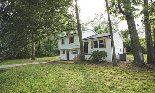 4087 W Freedom Cir, Ooltewah, TN 37363