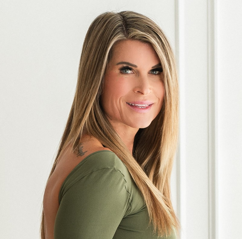 NICOLE YOUNGER-5-Edit-2 crop2