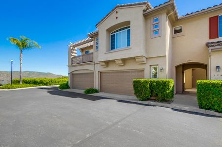 10992-ivy-hill-dr-unit-2-005_web