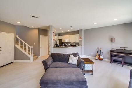 10992-ivy-hill-dr-unit-2-011_web