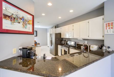 10992-ivy-hill-dr-unit-2-015_web