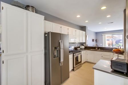 10992-ivy-hill-dr-unit-2-016_web