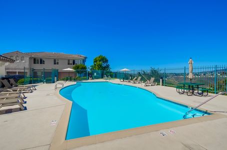 10992-ivy-hill-dr-unit-2-041_web