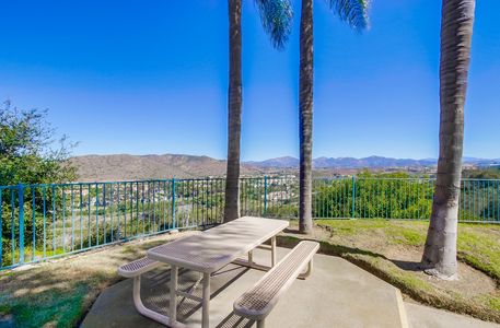 10992-ivy-hill-dr-unit-2-042_web