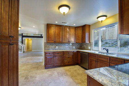 11_5444326_42190-112