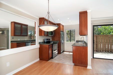 11_8212243_73107_EA-73107-111