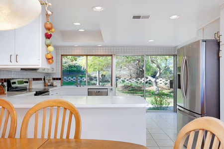 11_8474164_81101_EA-81101-111