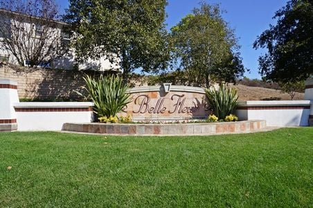 11852 Caneridge - Belle Fleur Low REs