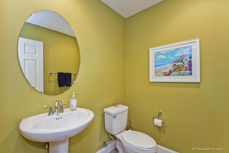 12_5244528_40602-_112