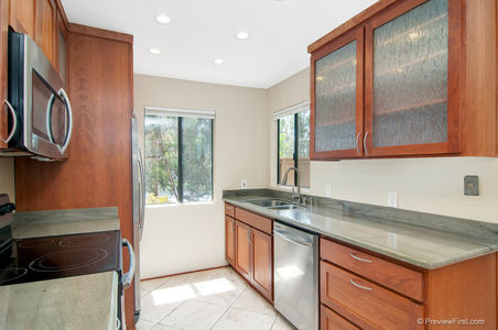 12_8212252_73107_EA-73107-112