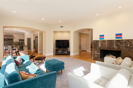 12_9192858_104090_BPO-104090-112