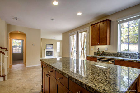 13_6446706_49616-113