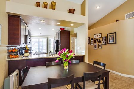 14895-summerbreeze-way-010_web