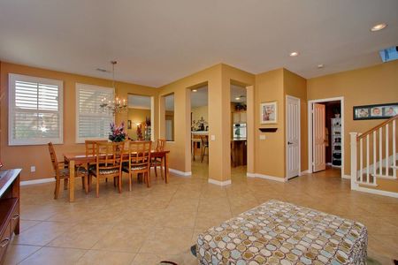 16_3701482_29547-117