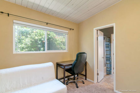 16_7114059_54733-116