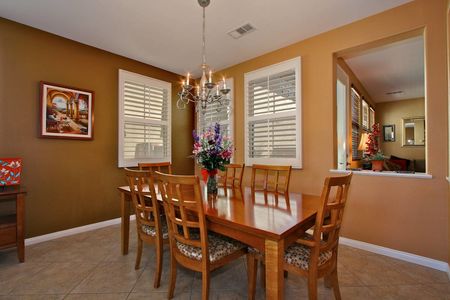 18_3701490_29547-119