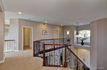 18_5545940_42916-118