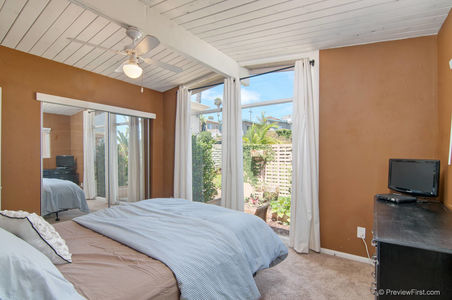 18_7114067_54733-118