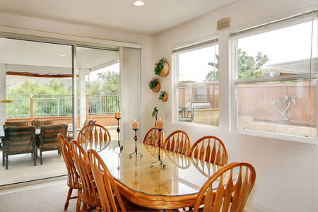 19_3645941_29181-119