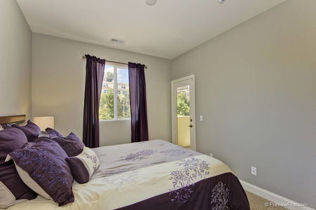 21_5244564_40602-_121