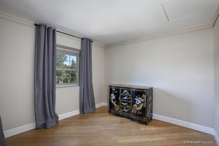 21_7173678_54780-121