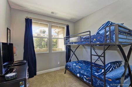 22_5244568_40602-_122