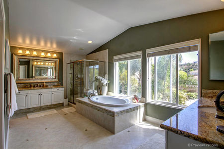 23_5953743_45999-123