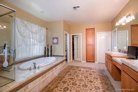 23_8110333_69907_Bpo-69907-123